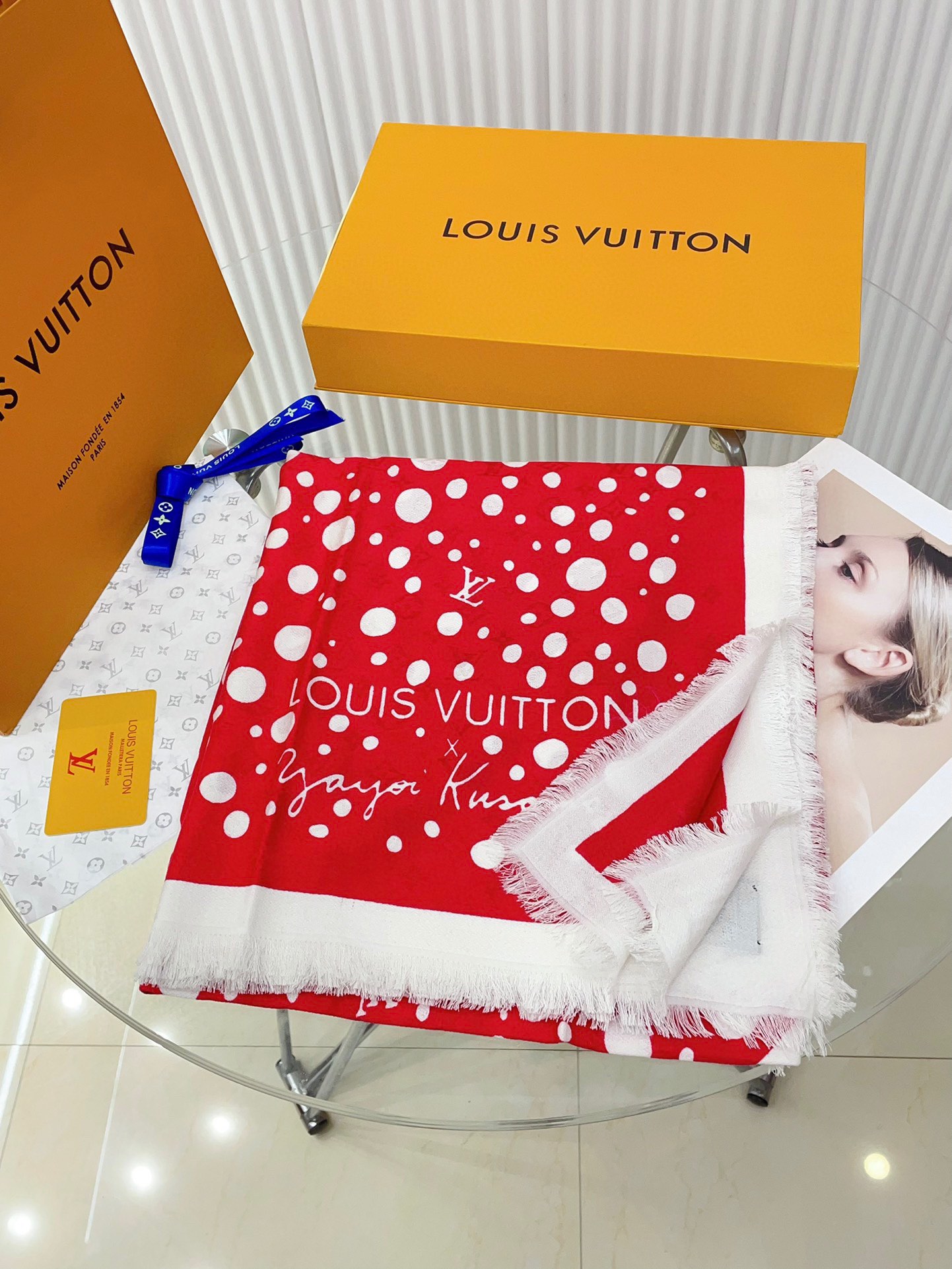 LV Silk and Wool Shawl M78302